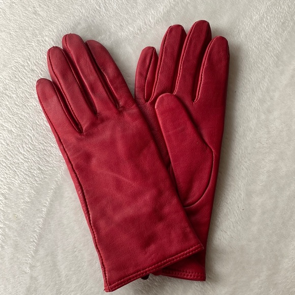 Accessories - Leather Gloves - Size SM